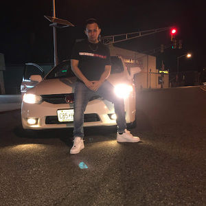 Meet your Posher, Carlos